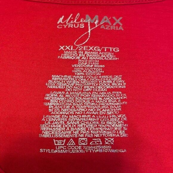 Red Lace Bell Sleeve VNeck Love is Blind Tee, XXL. Just in time for PRIDE Month! - Picture 4 of 8